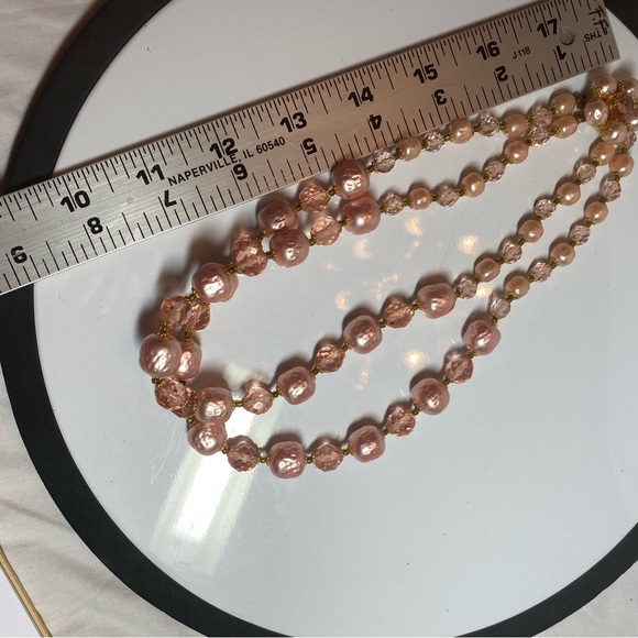 Vintage lot of 2 beaded necklaces. Unsigned. Price for both - Picture 6 of 7
